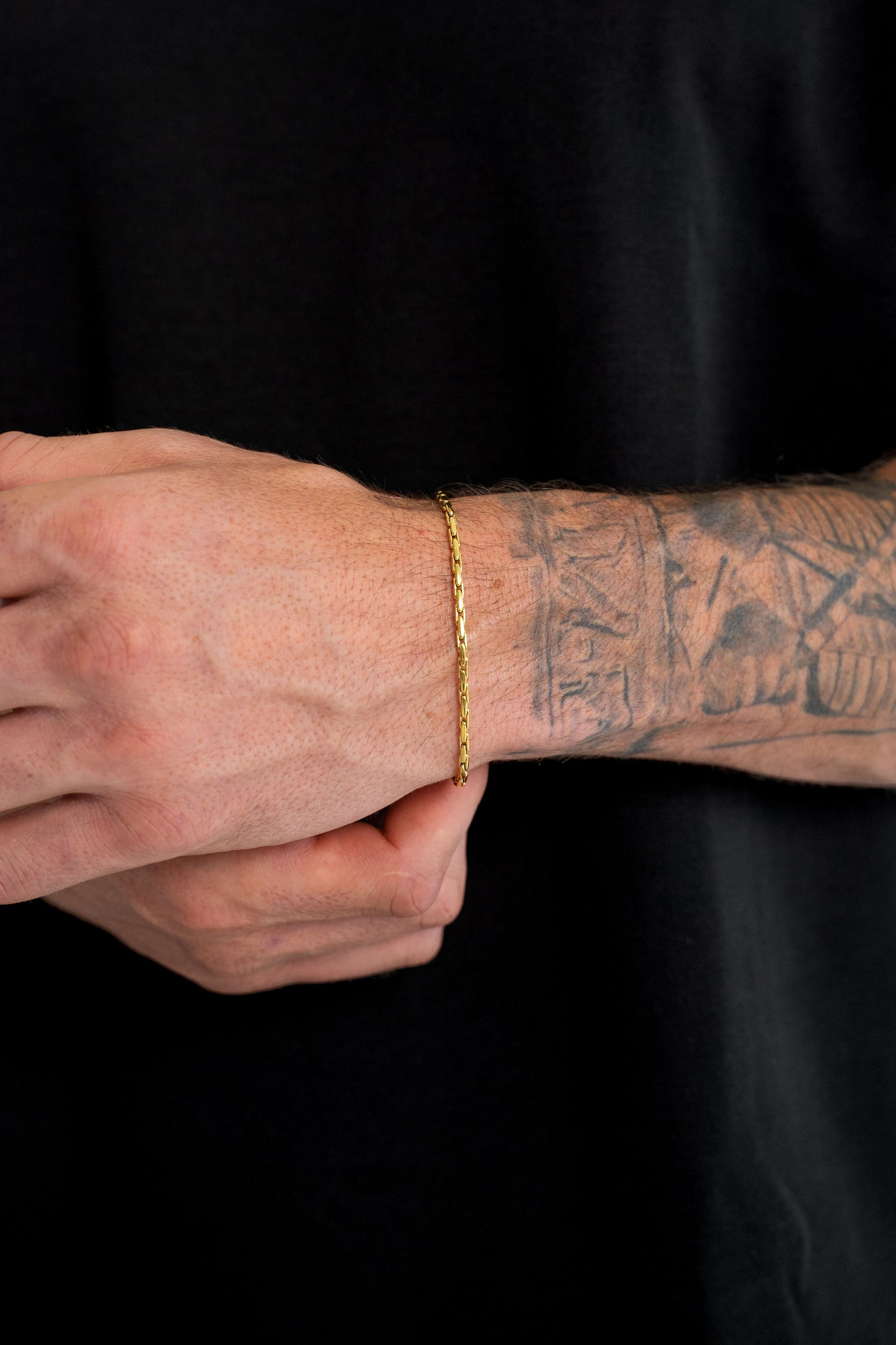 Wire Bracelet (Gold) 3MM